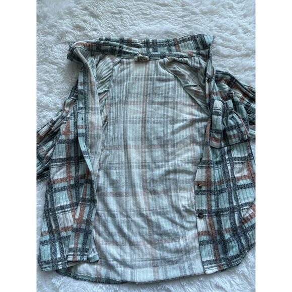 Modish Rebel Women’s Sz. S Button Plaid Shirt. Soft, Comfortable - Picture 6 of 15